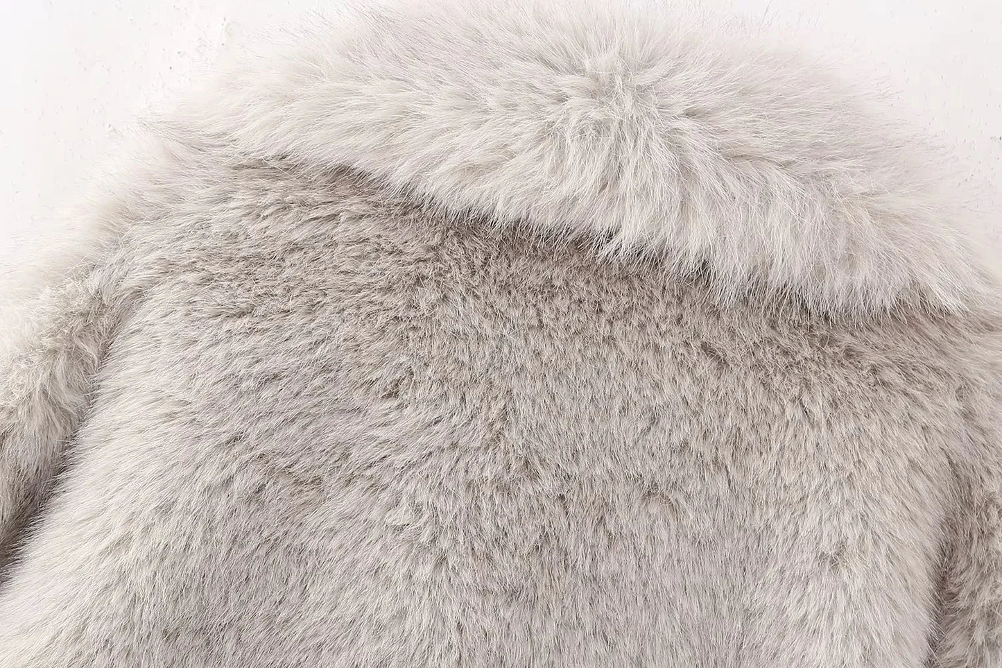 TRAFZA 2024 Autumn Winter Women Casual Faux Fur Jackets Fashion Streetwear Solid Oversized Turn Down Collar Elegant Thick Coats