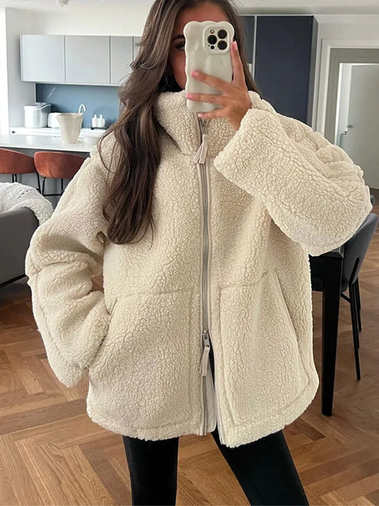 Winter Chic Girl Lamb Fleece Women's Short Jacket Zipper Long Sleeved Pocket Warm Coat Fashion High Street Female Outerwear